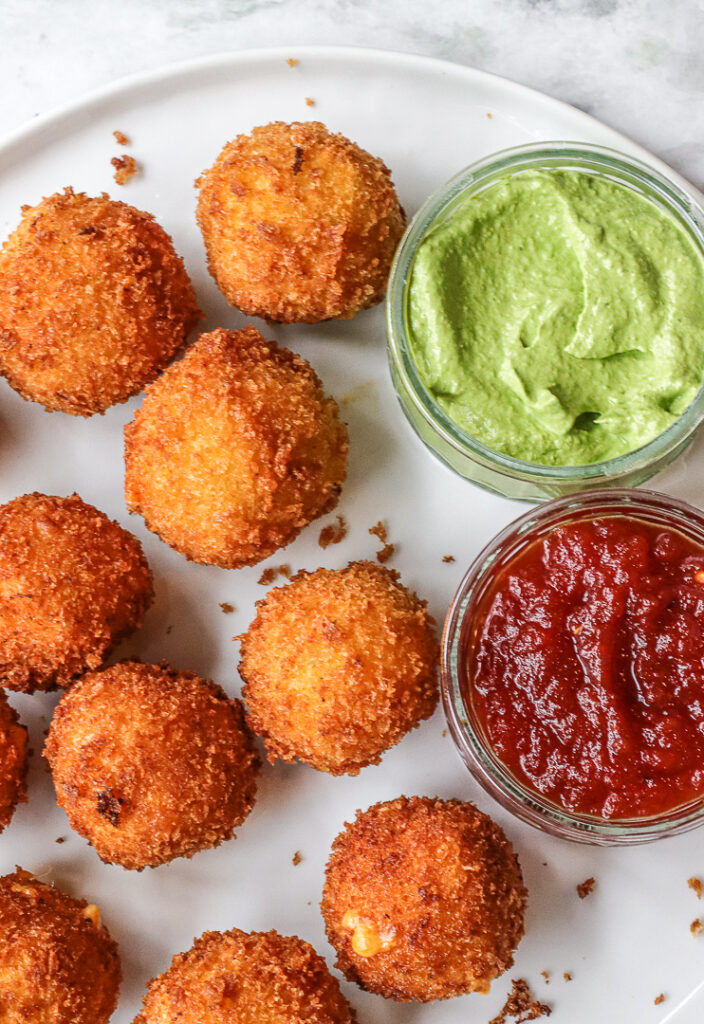 Heluva Good Nacho Queso Supreme Fritters 35