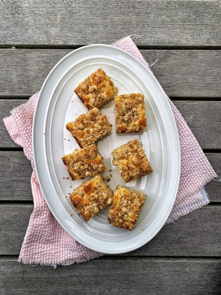 Pear Oatmeal Coffee Cake_9189