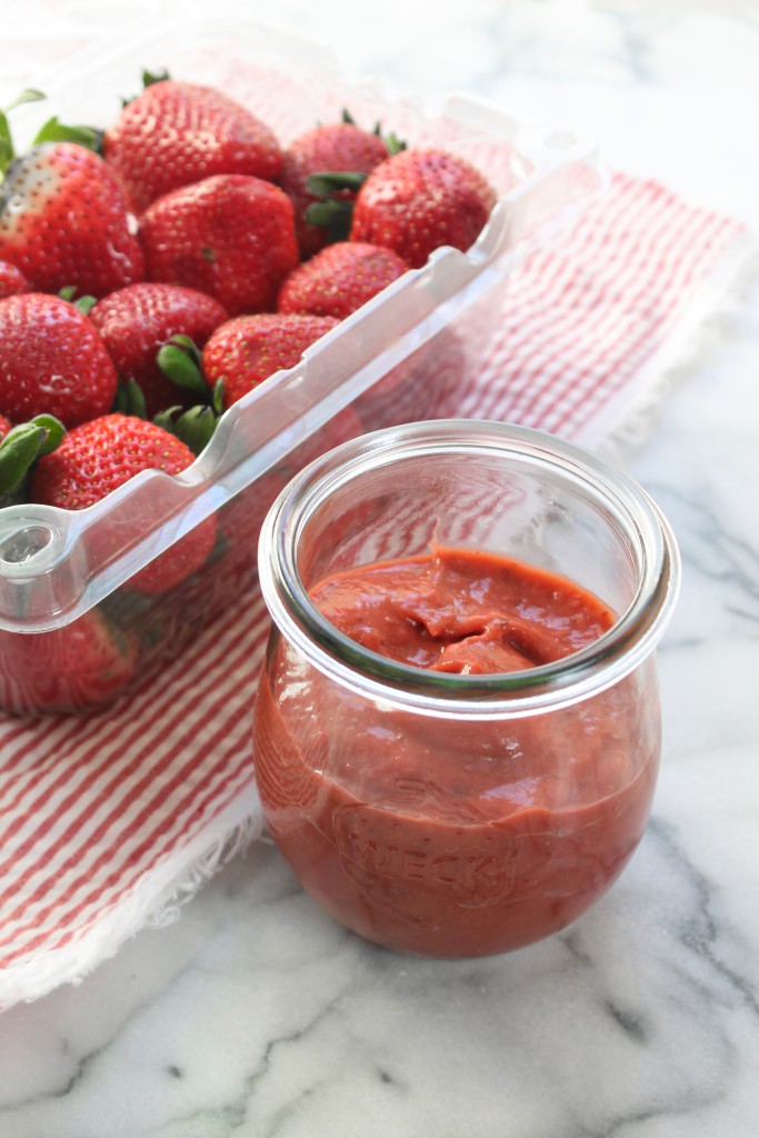 Roasted Strawberry BBQ Sauce-1